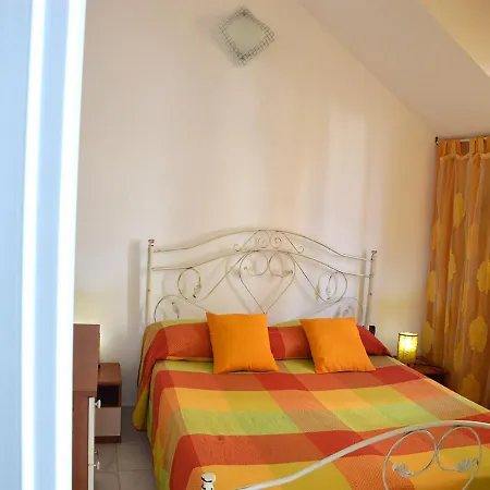 Tatil Evi Casa Archimede Pescoluse *