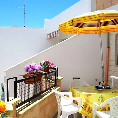 Casa Archimede Pescoluse Nyaraló *